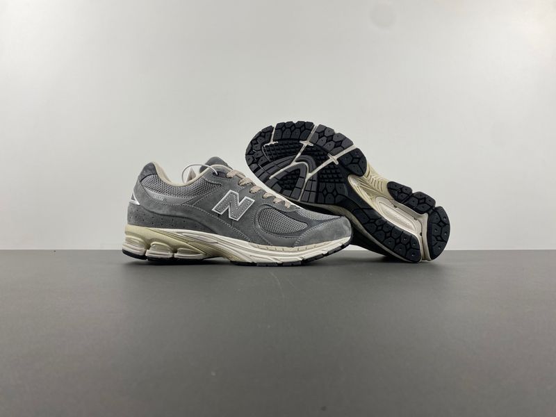 New Balance 2002R Shadow Grey  M2002RNM