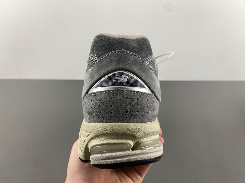 New Balance 2002R Shadow Grey  M2002RNM