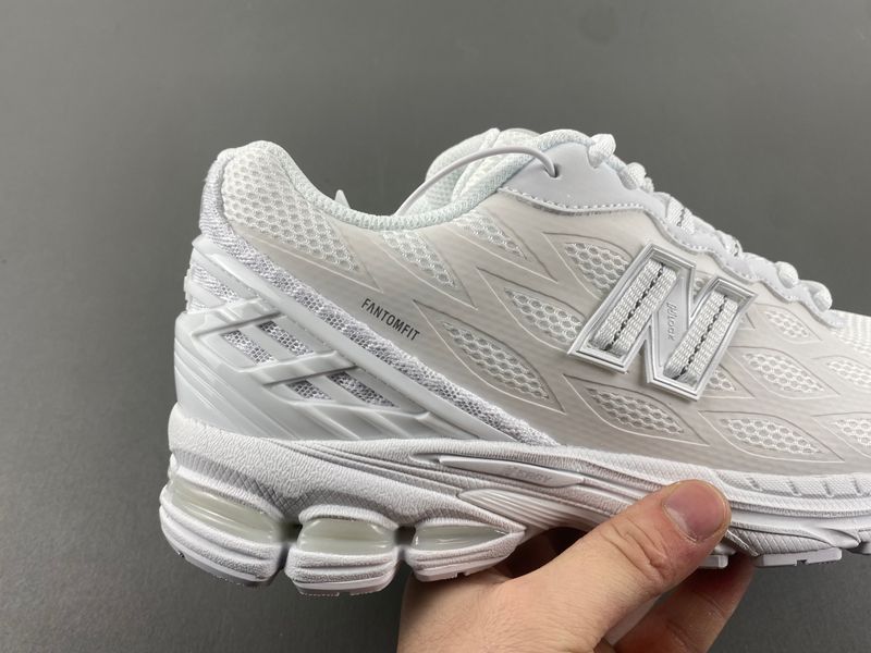 New Balance 1906W White Silver Metallic U1906WFC