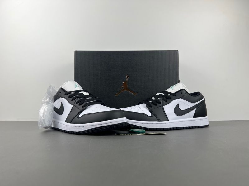 Air Jordan 1 Retro Low Panda 5553558-131