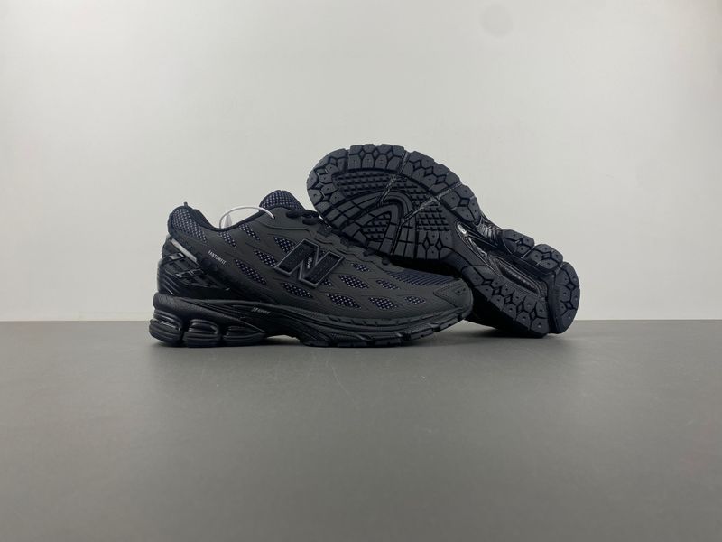 New Balance 1906W Black Silver Metallic U1906WFD