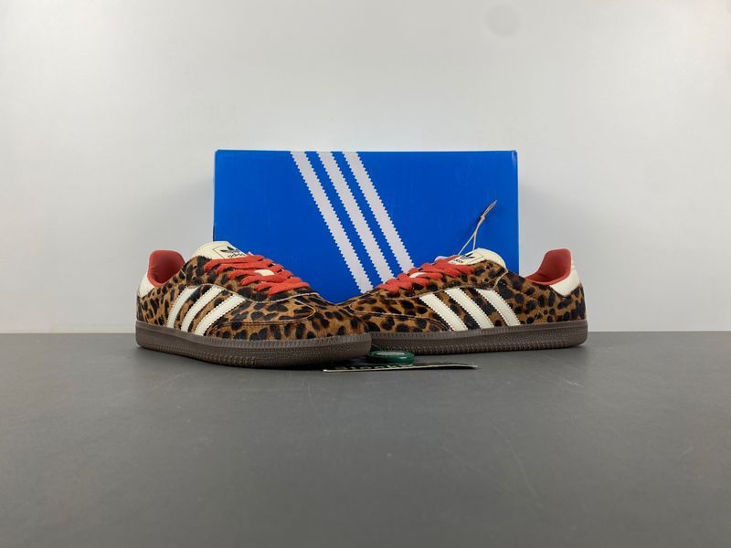 Samba OG Preloved Red Leopard JI2734