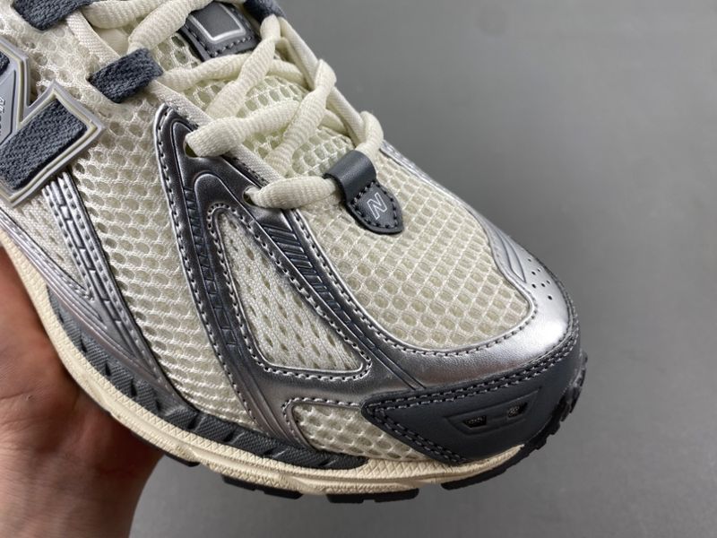 New Balance 1906R Moonrock Silver M1906RFS