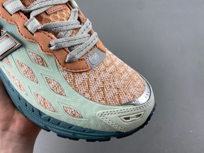 New Balance 1906W New Spruce Light Sparrow  U1906WFB