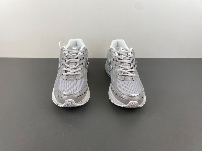 New Balance 1906W Silver Metallic  U1906WFE