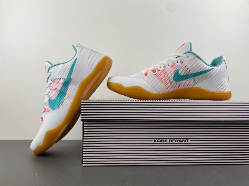 Kobe 11 EM Low Summer Pack  836183-103