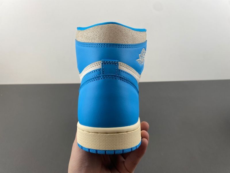 Air Jordan 1 Retro UNC Reimagined DZ5485-402