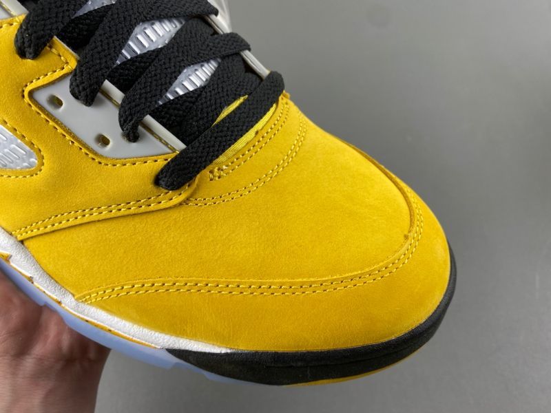 Air Jordan 5 Retro Tokyo T23 IO3372-700