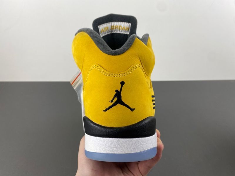 Air Jordan 5 Retro Tokyo T23 IO3372-700