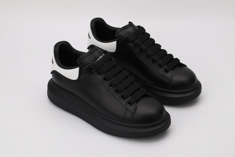 A*exander M*queen Sneaker