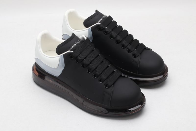 A*exander M*queen Sneaker