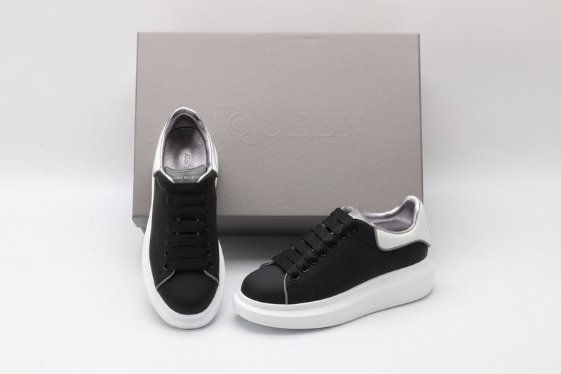 A*exander M*queen Sneaker
