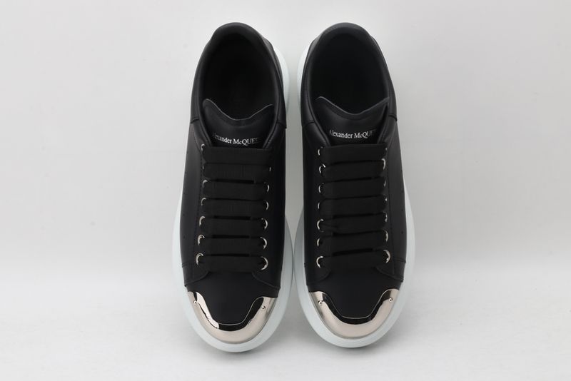 A*exander M*queen Sneaker