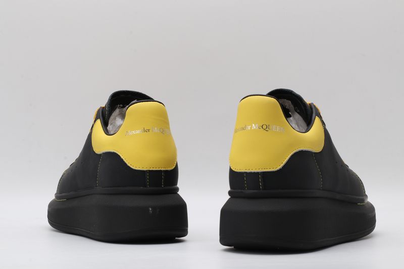 A*exander M*queen Sneaker