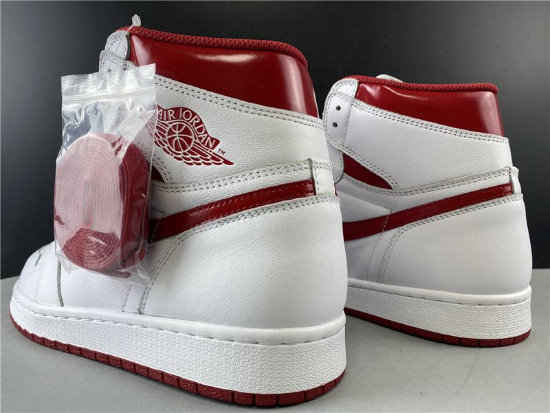 Air Jordan 1 Retro Metallic Red  555088-103