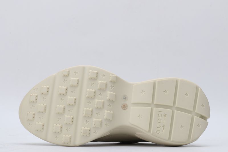 G*cci Sneaker