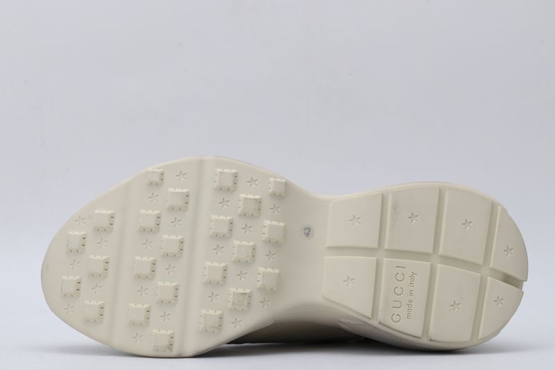 G*cci Sneaker