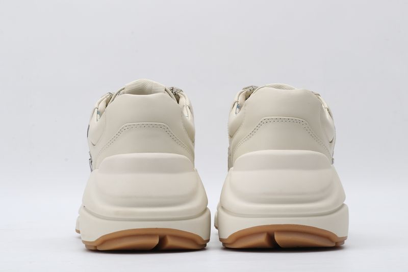 G*cci Sneaker