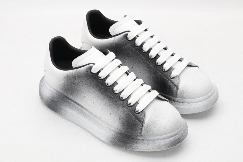 A*exander M*queen Sneaker