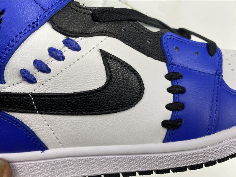 Air Jordan 1 Mid Sisterhood  CV0152-401