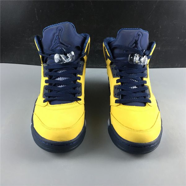 Air Jordan 5 Retro Michigan CQ9541-704