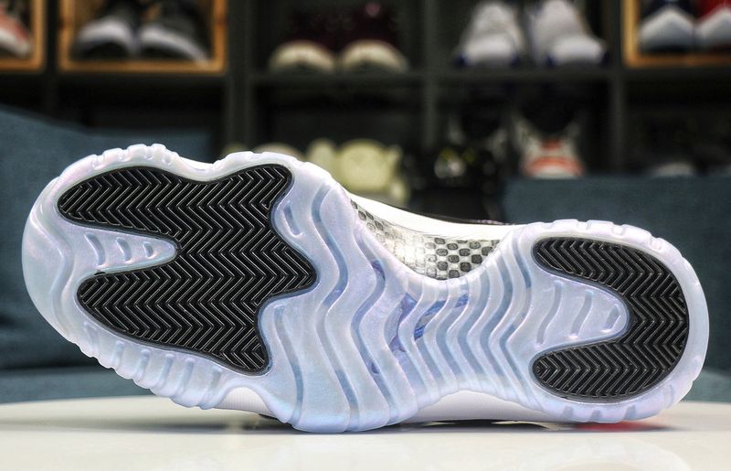 Air Jordan 11 Retro Low Iridescent 528895-145