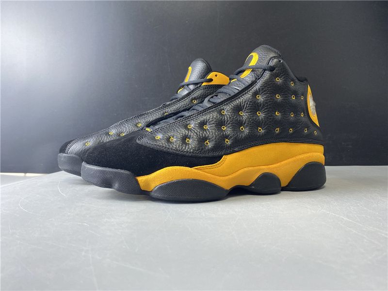 Air Jordan 13 Retro Oregon Track & Field PE AR4390-035
