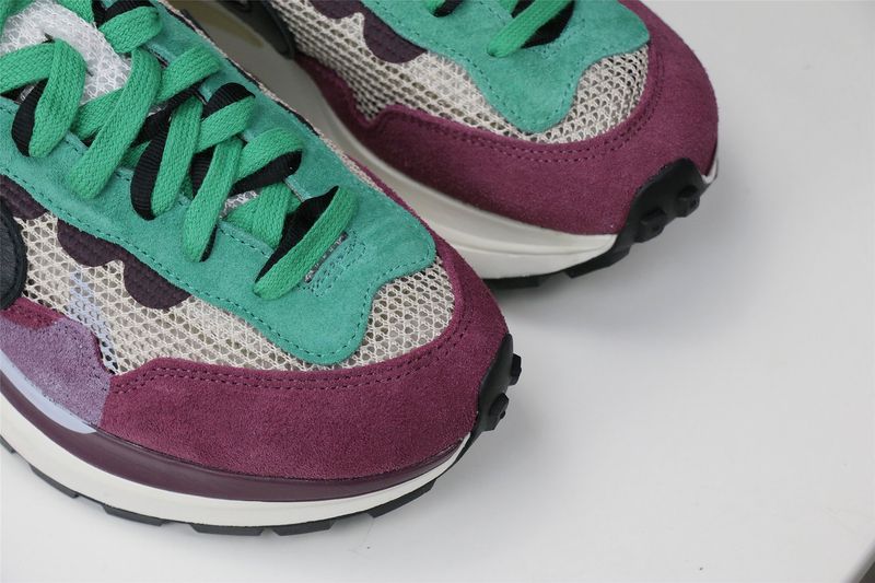 Sacai x Nike