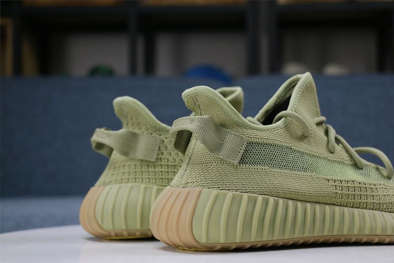 Yeezy Boost 350 V2 Sulfur