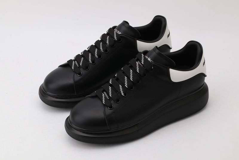 A*exander M*queen Sneaker