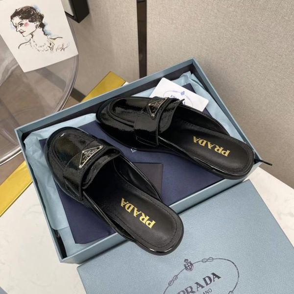 Women P*rada Top Slipper