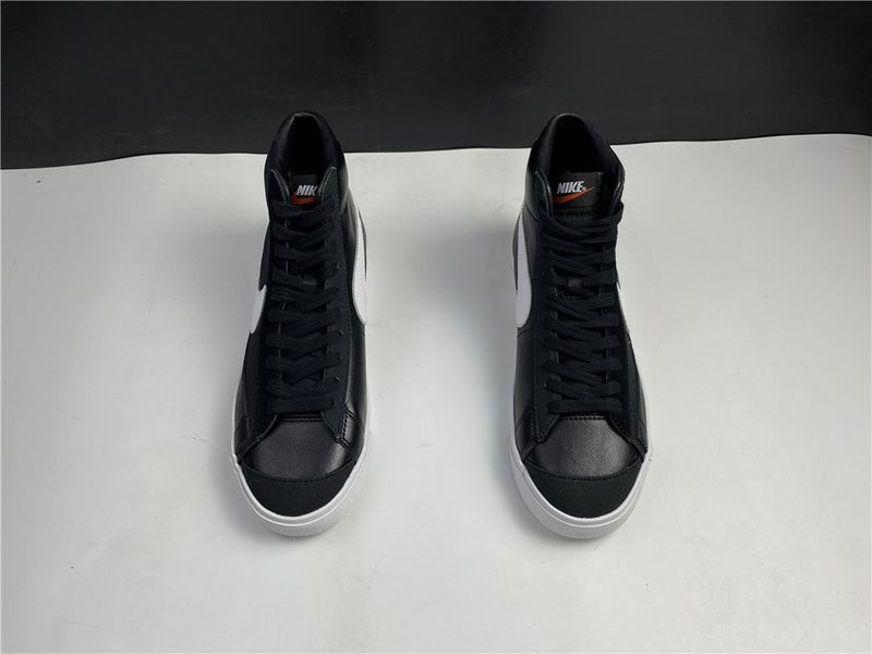 Nike Blazer Mid CD8233-100