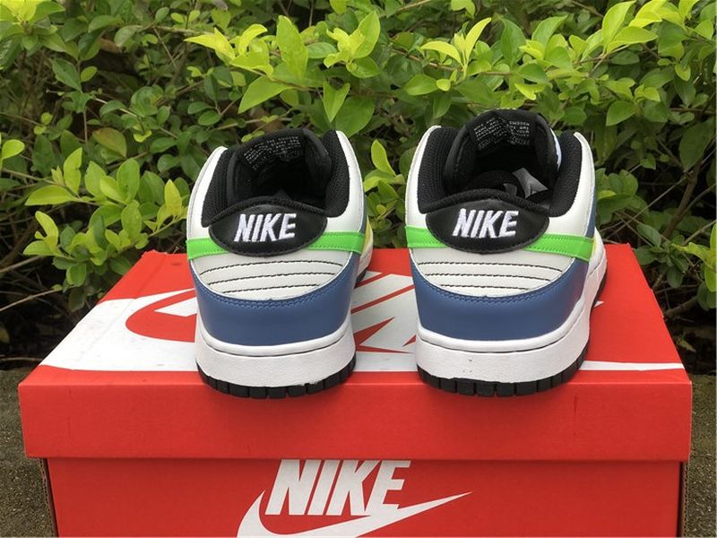 Nike SB Dunk Low Green Strike DD1503 106