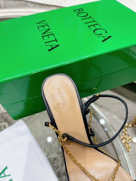 Women B*ottega Top Sandals