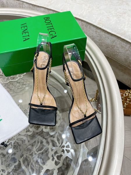 Women B*ottega Top Sandals