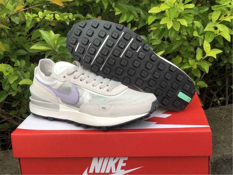 NIKE Waffle One DC2533-101