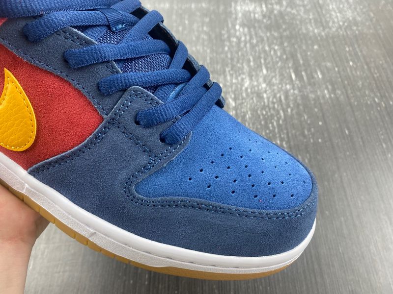 SB Dunk Low Barcelona DJ0606-400