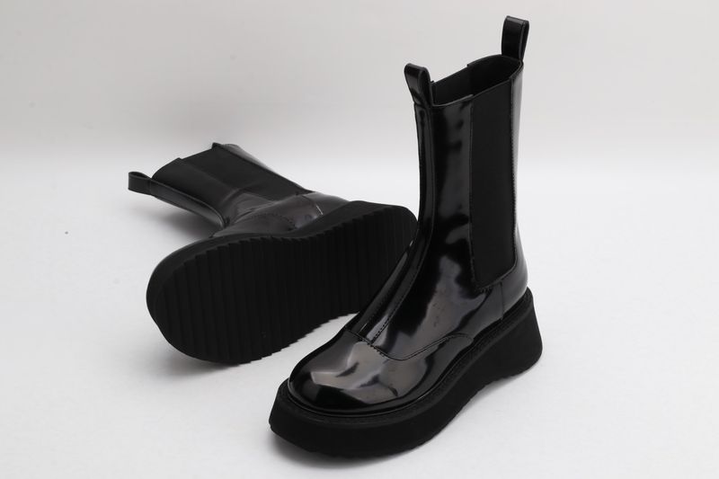 Women D*YMONLATRY Top Sneaker