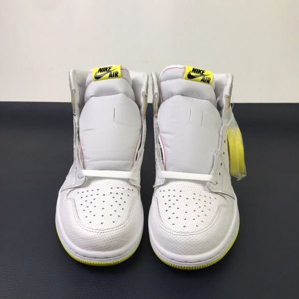 Air Jordan 1 Retro High First Class Flight  555088-170
