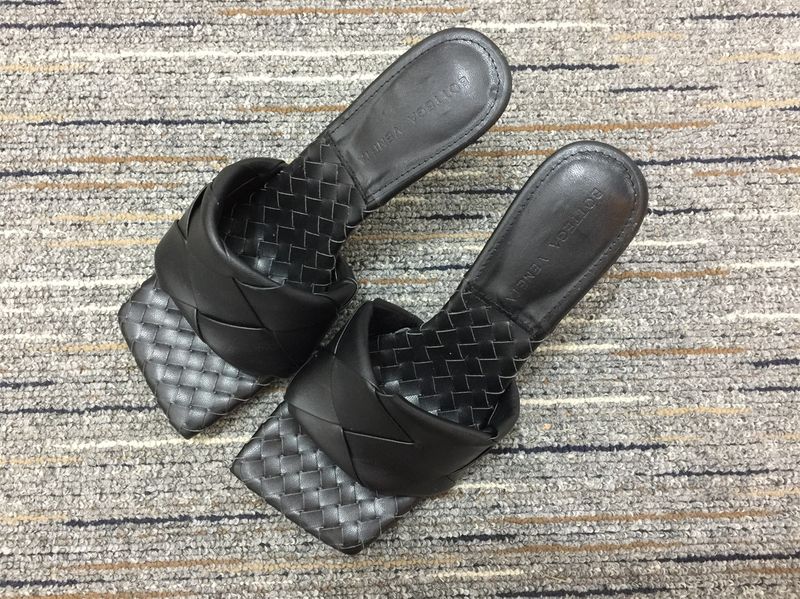 Women B*ottega Top Sandals