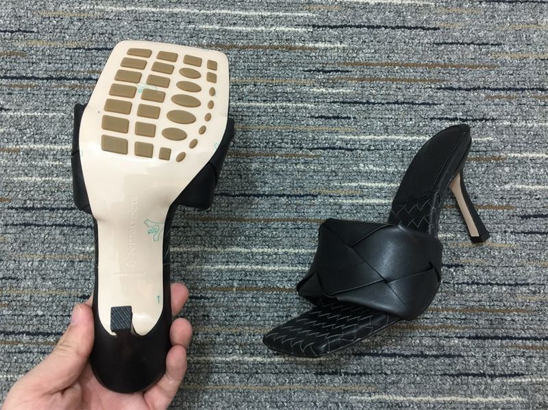 Women B*ottega Top Sandals
