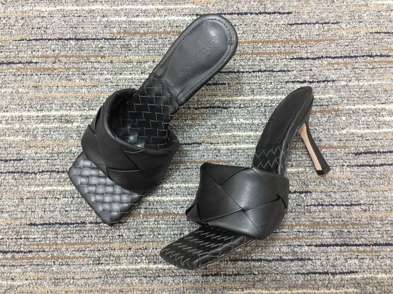 Women B*ottega Top Sandals