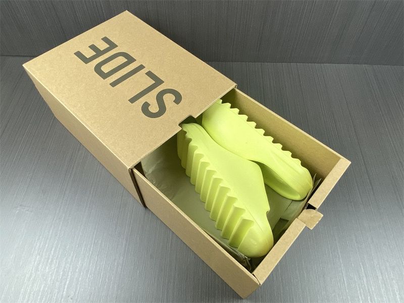 Yeezy Slide