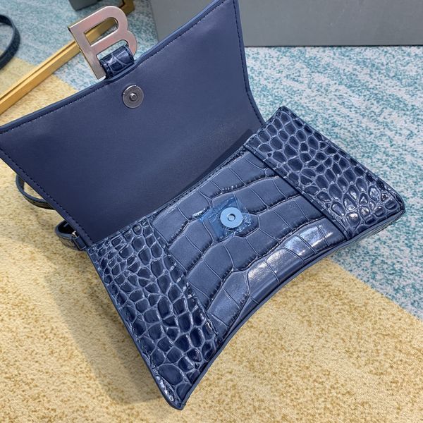 B*alenciaga Top Bag 3