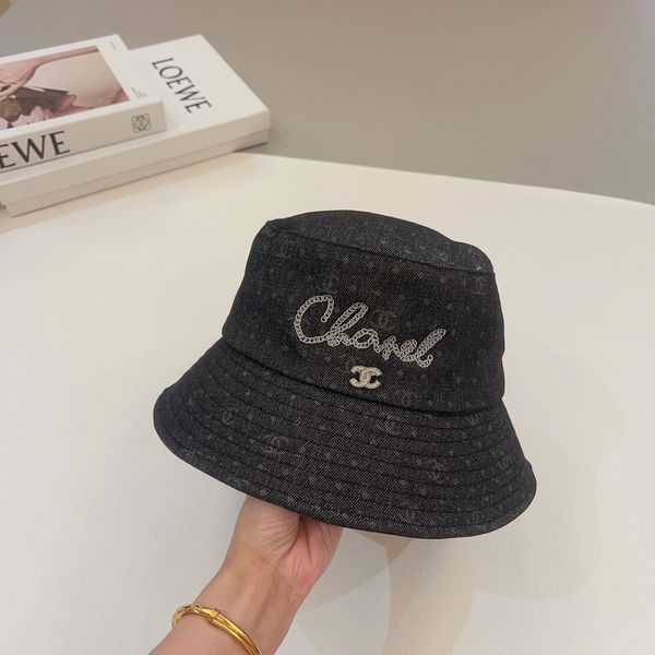 C*hanel  Hats Top XX230420-1