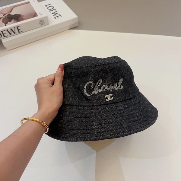 C*hanel  Hats Top XX230420-1