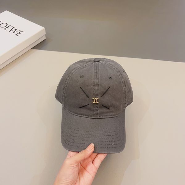 C*hanel  Hats Top XX230420-3