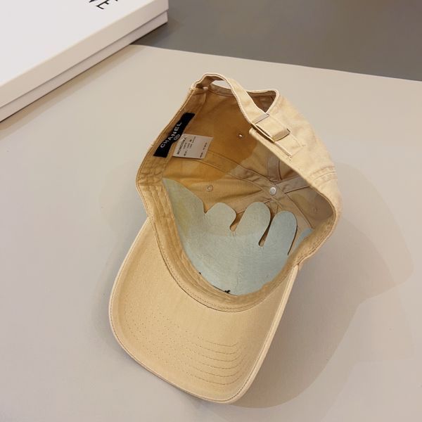 C*hanel  Hats Top XX230420-3