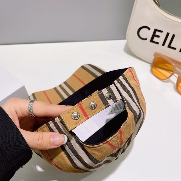 B*urberry Hats Top XX230421-2