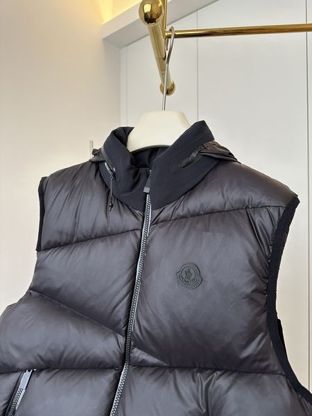 M*oncler Vest Top Quality D17 20231030-84